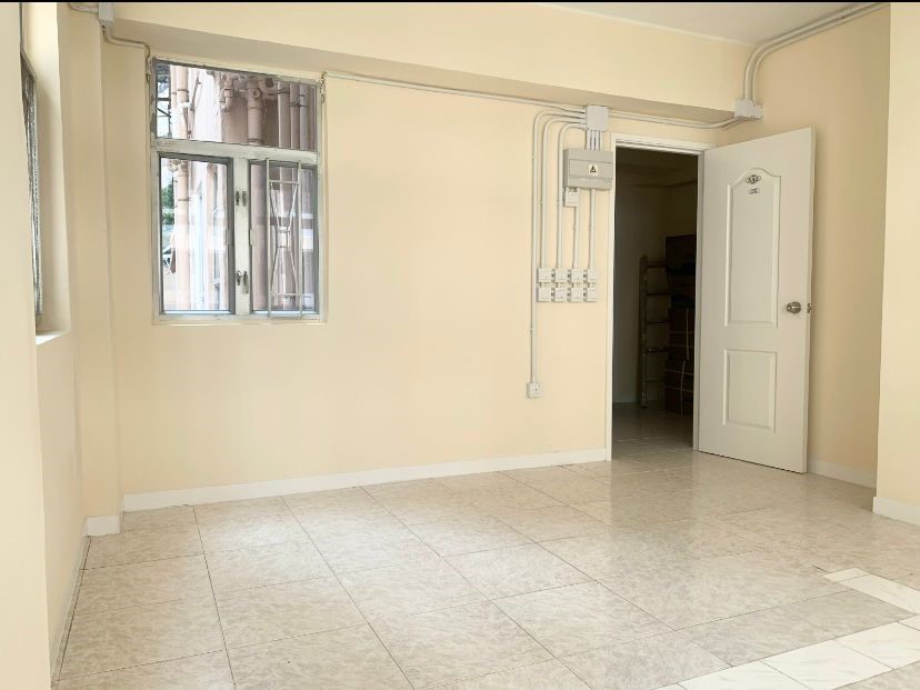 Hung Lee Building Flat (interior)